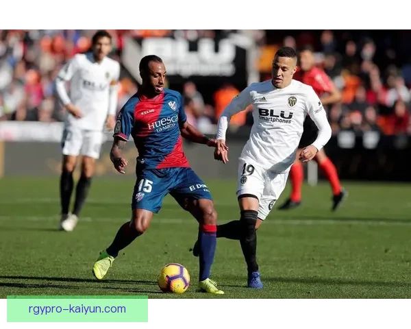 西甲2025升入西甲的球队备受关注，潜力股将在联赛中展现实力